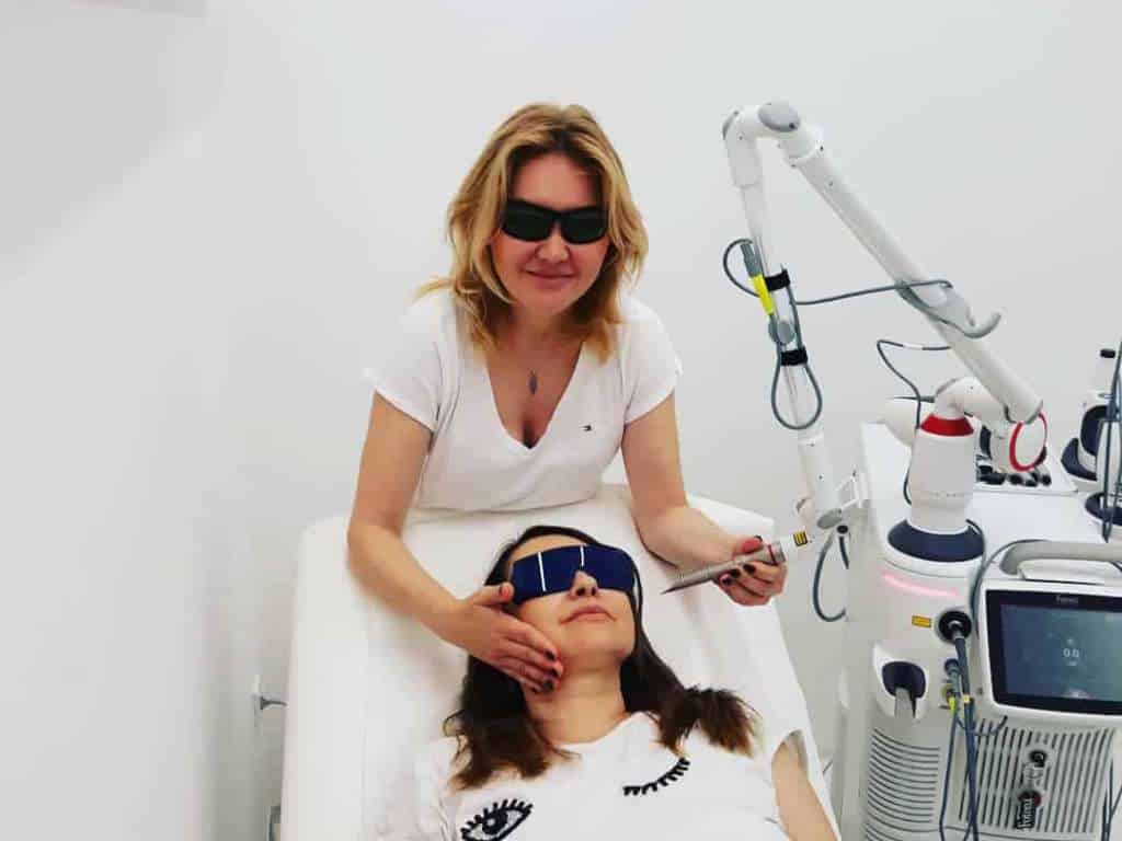 lasersko pomlajevanje laser