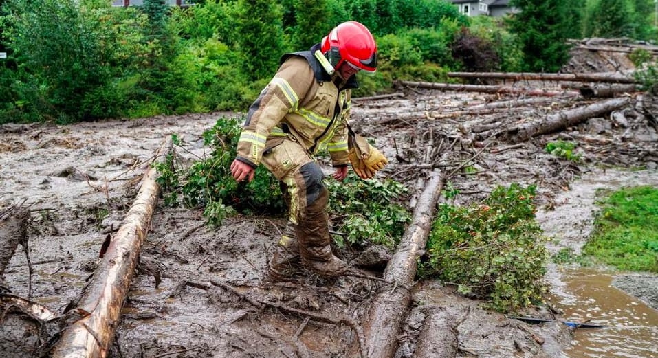 Naj koža ostane zdrava, da lahko nadaljujemo z obnovo po poplavah