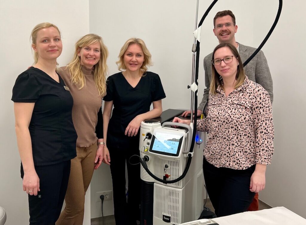 Fotona AvalancheLase laser za odstranjevanje dlak ob prevzemu v medicinskem centru Dermatologija.si Ljubljana